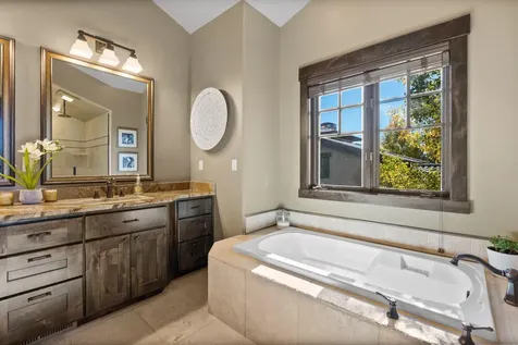 65870 Pronghorn Estates Drive Bend OR 97701