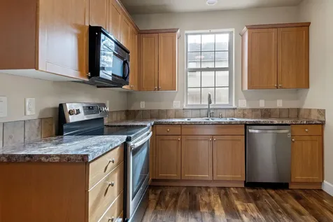 63131 NE De Haviland Street Bend OR 97701