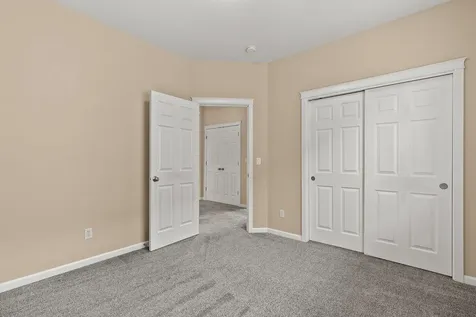 1981 NW Larch Avenue Redmond OR 97756