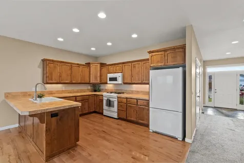 1981 NW Larch Avenue Redmond OR 97756
