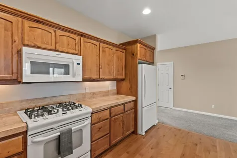 1981 NW Larch Avenue Redmond OR 97756