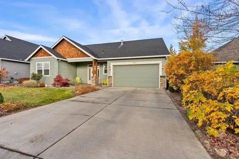 1981 NW Larch Avenue Redmond OR 97756