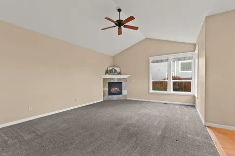 1981 NW Larch Avenue Redmond OR 97756