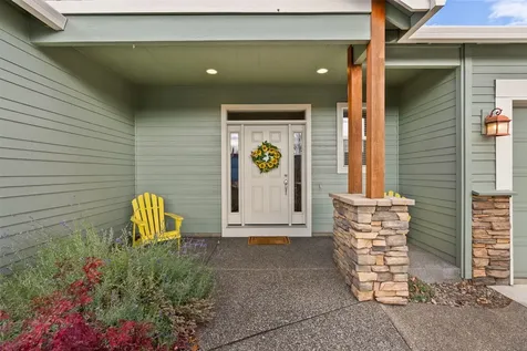 1981 NW Larch Avenue Redmond OR 97756