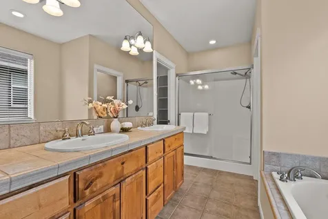 1981 NW Larch Avenue Redmond OR 97756