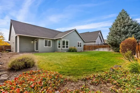 1981 NW Larch Avenue Redmond OR 97756