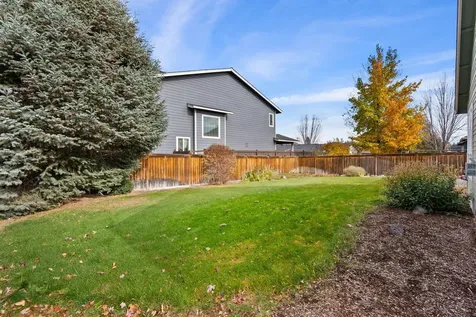 1981 NW Larch Avenue Redmond OR 97756