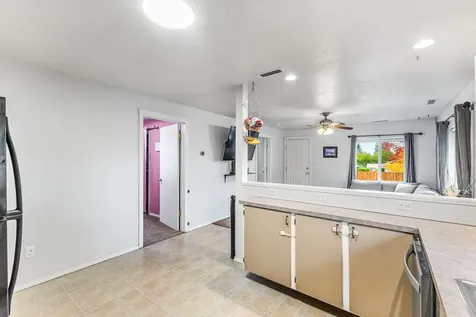 1487 SW Fairview Avenue Dallas OR 97338