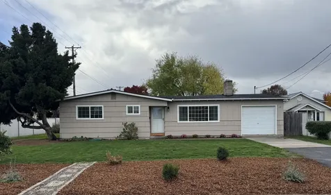 840 Ash Street Central Point OR 97502