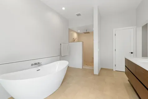 1988 Old Siskiyou Highway Ashland OR 97520