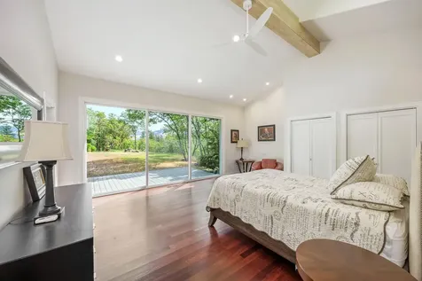 1988 Old Siskiyou Highway Ashland OR 97520