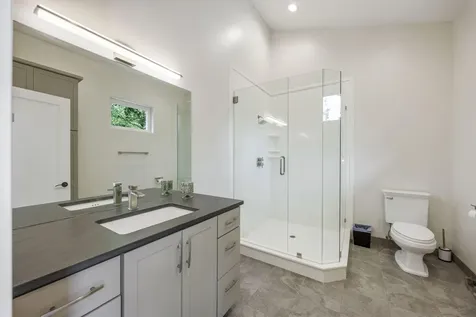 1988 Old Siskiyou Highway Ashland OR 97520