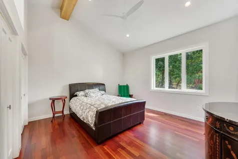 1988 Old Siskiyou Highway Ashland OR 97520