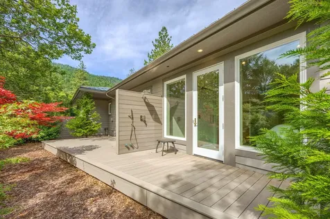 1988 Old Siskiyou Highway Ashland OR 97520