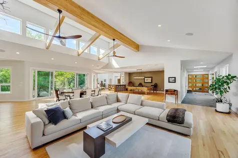 1988 Old Siskiyou Highway Ashland OR 97520