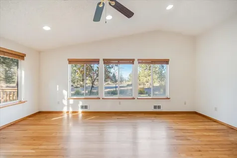 19304 Baker Road Bend OR 97702