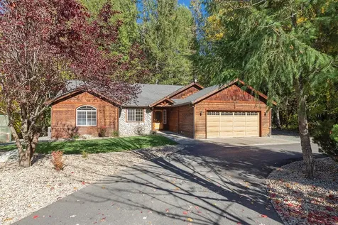 4027 Azalea Drive Grants Pass OR 97526