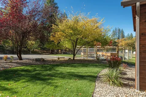 4027 Azalea Drive Grants Pass OR 97526