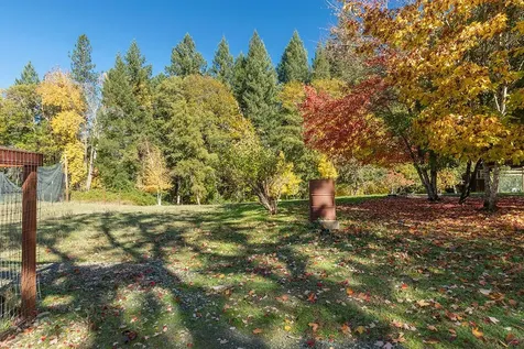 4027 Azalea Drive Grants Pass OR 97526