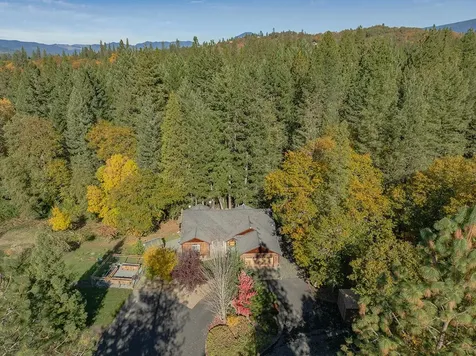 4027 Azalea Drive Grants Pass OR 97526