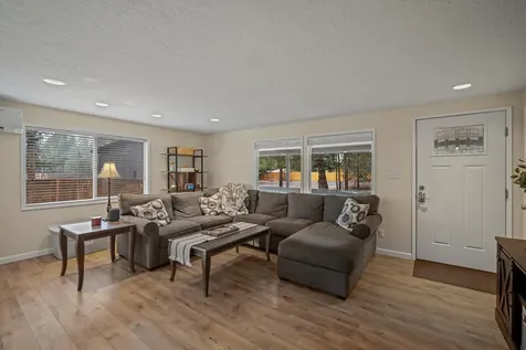 56078 Snow Goose Road Bend OR 97707