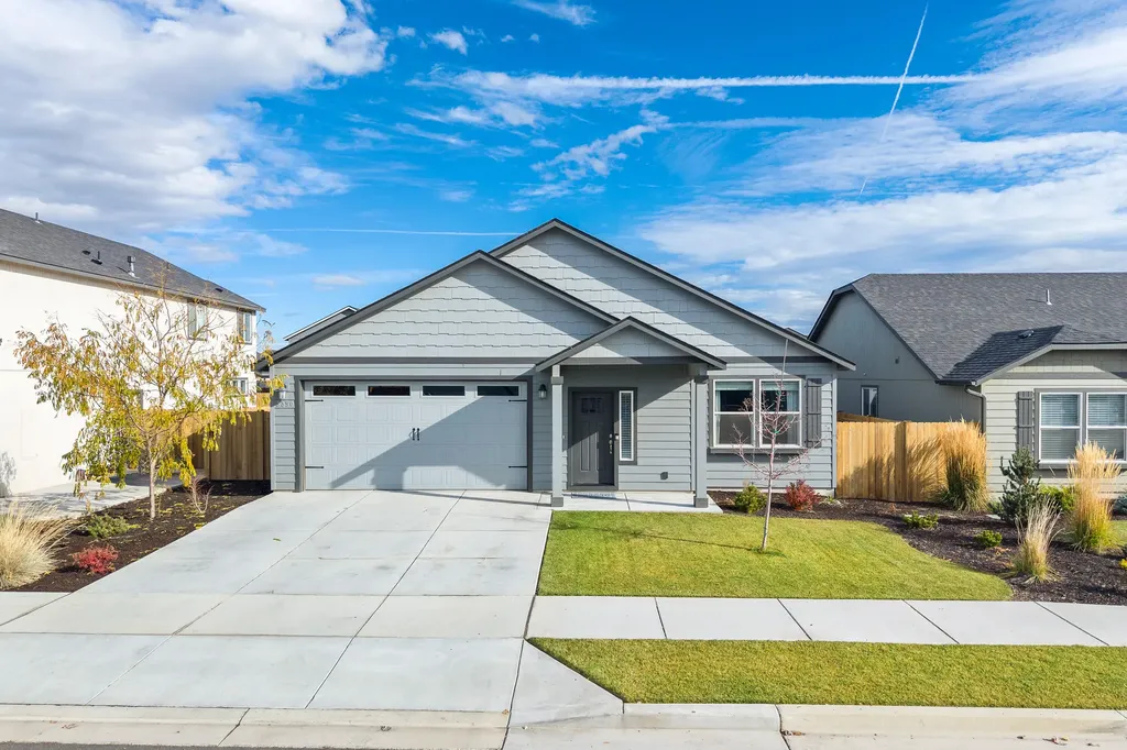 3350 NW 9th Lane Redmond OR 97756