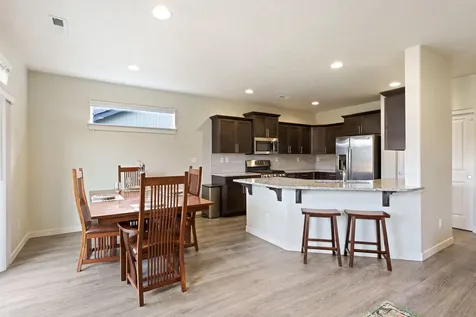 3350 NW 9th Lane Redmond OR 97756