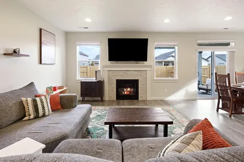 3350 NW 9th Lane Redmond OR 97756