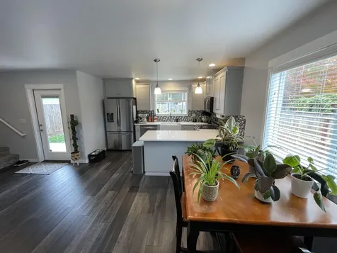 246 Reanna Way Medford OR 97501