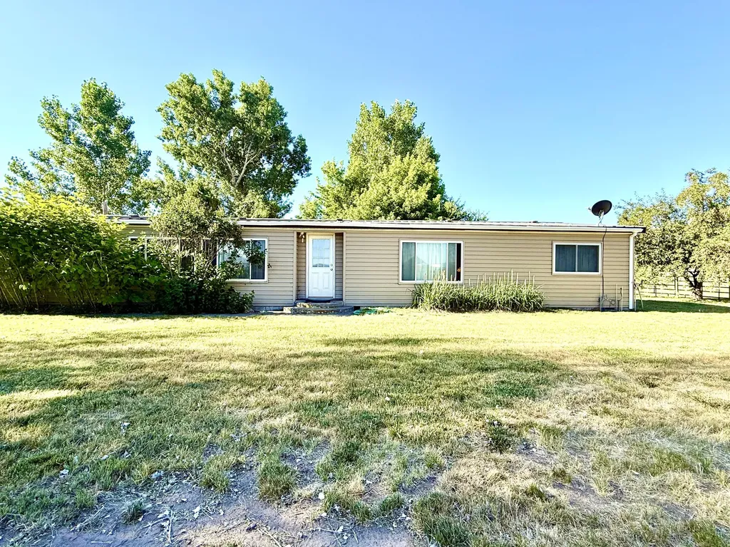 7992 Elliott Road Klamath Falls OR 97603