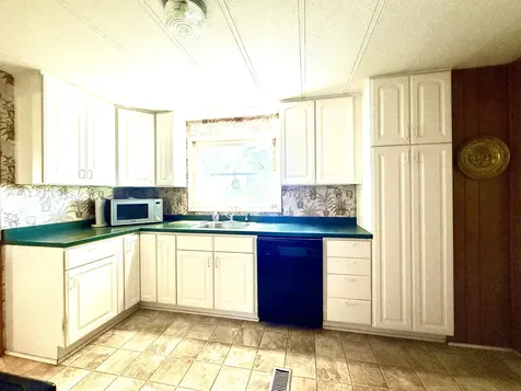 7992 Elliott Road Klamath Falls OR 97603