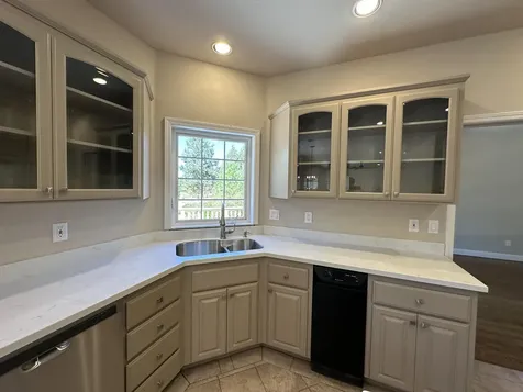 10712 Kestrel Road Klamath Falls OR 97601