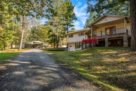 11990 Artlin Road Grants Pass OR 97526
