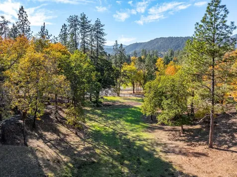 11990 Artlin Road Grants Pass OR 97526