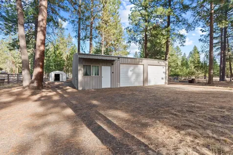 19276 Kiowa Road Bend OR 97702