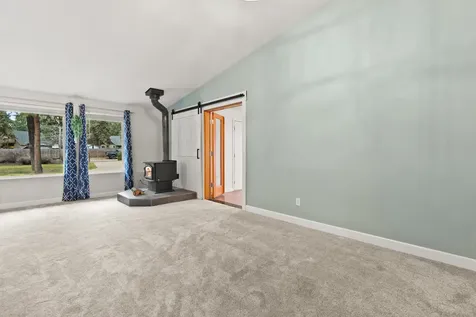 19276 Kiowa Road Bend OR 97702