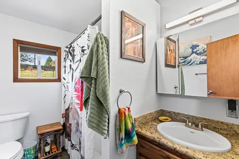 6536 Shadow Glen Drive Eagle Point OR 97524
