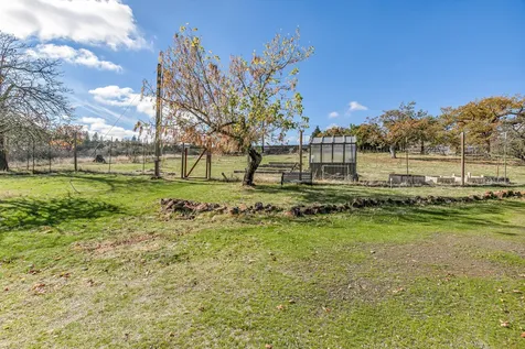 6536 Shadow Glen Drive Eagle Point OR 97524