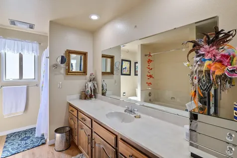 183 NE Scenic Drive Grants Pass OR 97526