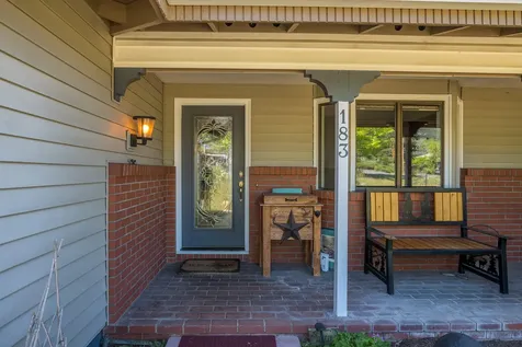 183 NE Scenic Drive Grants Pass OR 97526