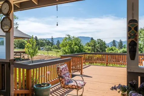 183 NE Scenic Drive Grants Pass OR 97526