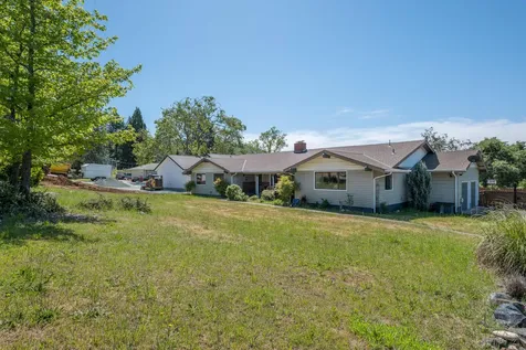 183 NE Scenic Drive Grants Pass OR 97526