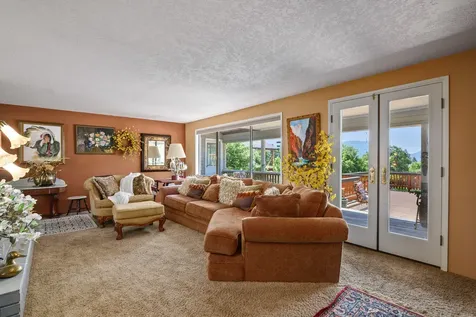 183 NE Scenic Drive Grants Pass OR 97526