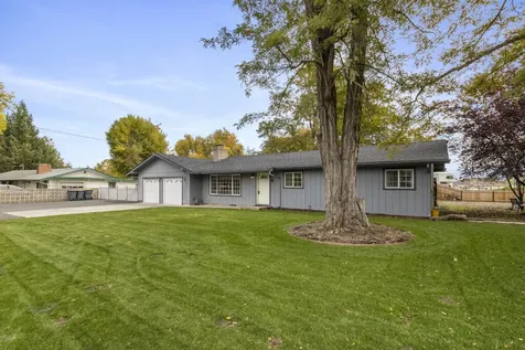 3220 Freeland Road Central Point OR 97502