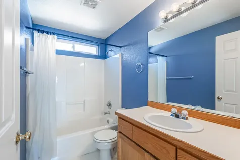 2056 NW 19th Place Redmond OR 97756