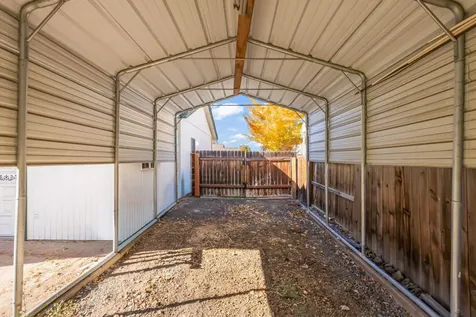 2056 NW 19th Place Redmond OR 97756