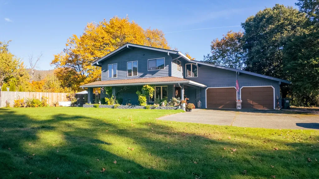 299 Foothill Boulevard Rogue River OR 97537