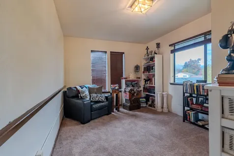 299 Foothill Boulevard Rogue River OR 97537