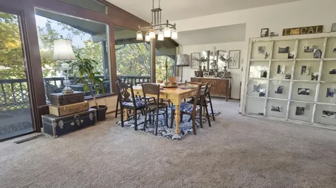 299 Foothill Boulevard Rogue River OR 97537