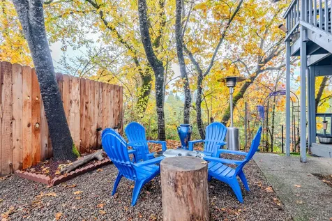 299 Foothill Boulevard Rogue River OR 97537